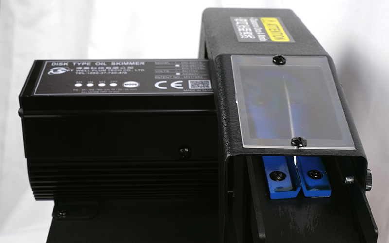 DISK TYPE OIL SKIMMER DG260TSL