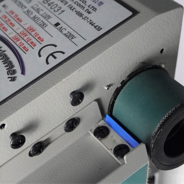 ベルト式油水分離器 B4031 ベルト式油水分離器 B4031