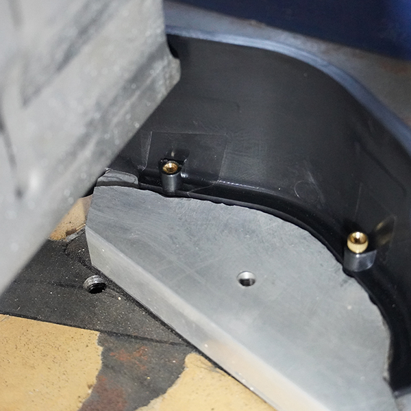 銅ナットインプラント