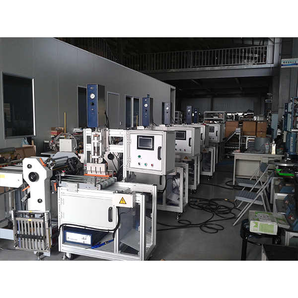 超音波フォルダー製造機