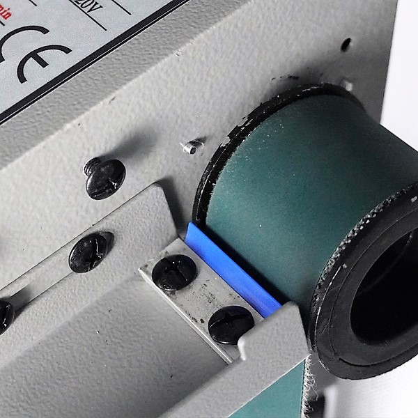 ベルト式油水分離器 B4045