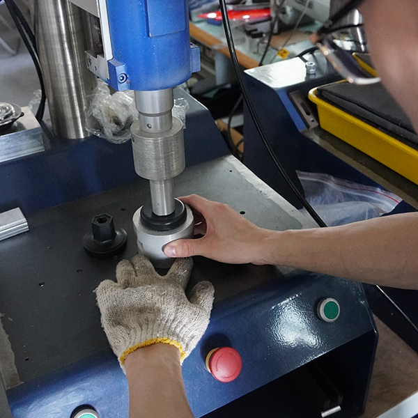 靴のプラスチック溶接