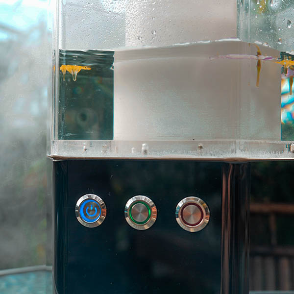 室内空気清浄機